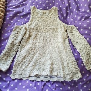 White Lace Off-the-Shoulder Long Sleeve